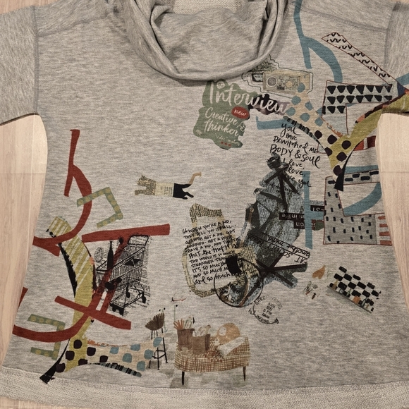 INOAH Cowl Neck Career Art Sweatshirt Size Medium 3/4 Bell Sleeve Grey. - Picture 4 of 10